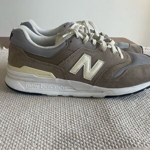 Men’s New Balance Suede Sneaker 997H Mushroom Concrete Size 11.5 D